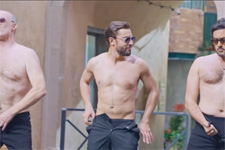 Plus belle la vie en avance : Strip-tease de trois Mistraliens en pleine rue !
