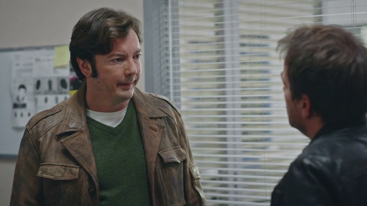 Plus belle la vie Indiscrétion : Gérard se rend à la police !