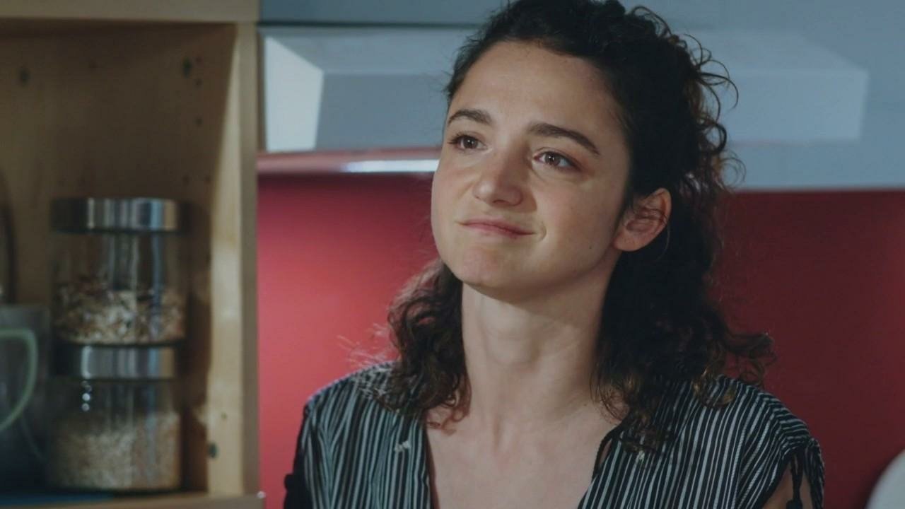 Plus belle la vie Indiscrétion : Emma ne veut plus voir Baptiste