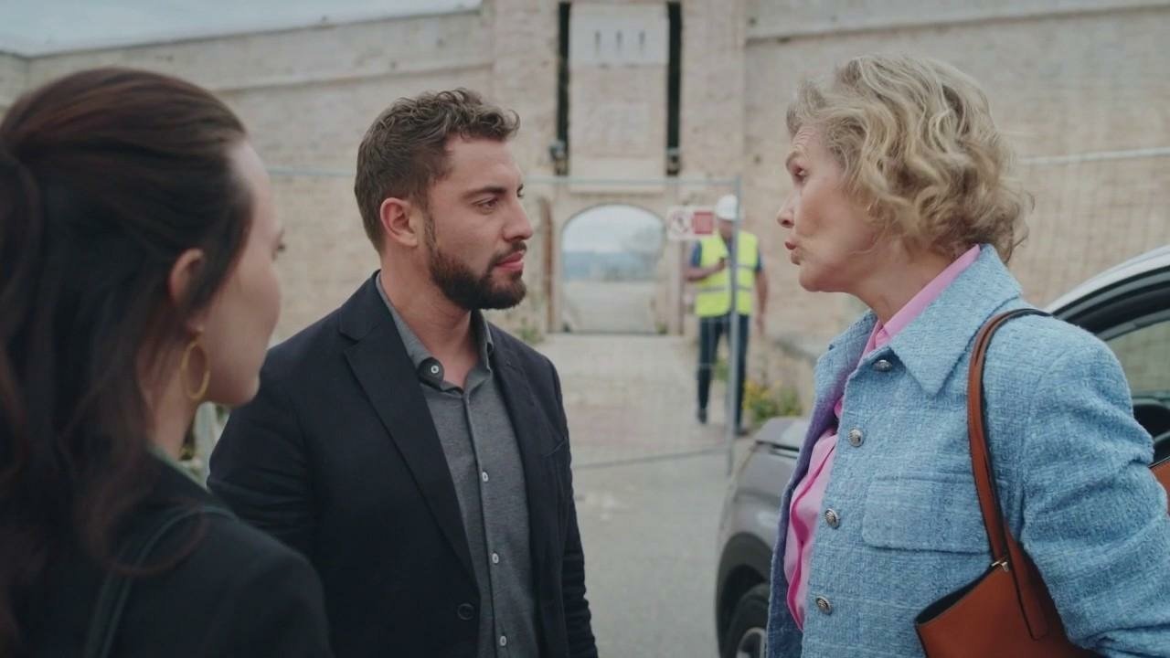 Plus belle la vie Indiscrétion : Jour de vérité pour Abdel et Elisa
