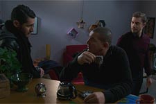 Doumé annonce à Abdel que son père n?a pas assuré avec Flavio !