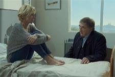 Céline est enfermée en hôpital psychiatrique