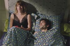 Alan constate que Barbara est la nouvelle star de « Coloc?Live »