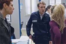 Folle d’angoisse, Babeth explique la responsabilité d’Anne à Ariane !
