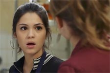 Plus belle la vie en avance : Alison pète les plombs !