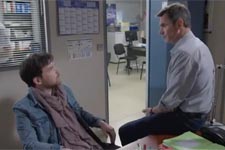 Patrick affirme à William que l?enquête est loin d?être terminée