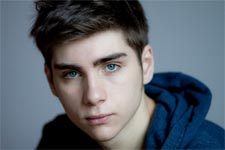Le fils de Marie Réache (Babeth) et Alexandre Fabre (Frémont) bientôt dans la série !