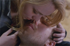 EXCLUSIF ! Emilie tombe amoureuse !