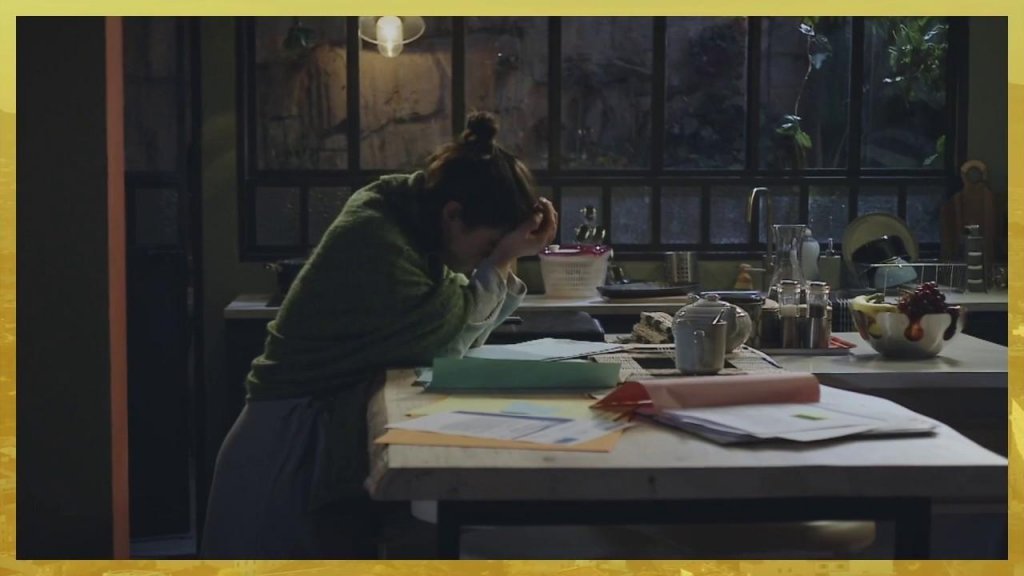 Plus belle la vie Indiscrétion : Alison et Abdel - la tension monte...