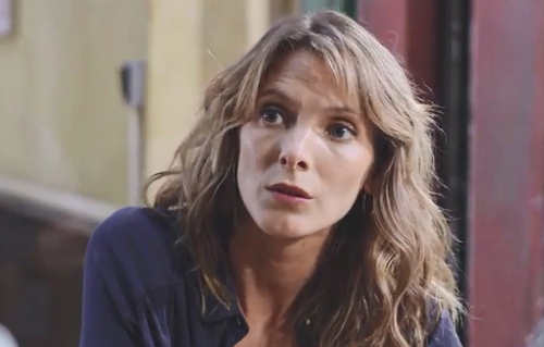 Plus belle la vie en avance : Estelle engage Abdel pour défendre Clémentine - Le résumé de l...épisode du 28 juillet 2020 (Vidéo)